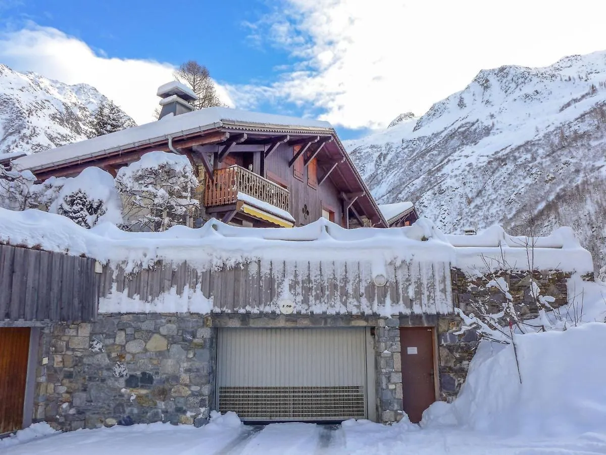 Apartment Le Plan Des Reines By Interhome Chamonix Mont Blanc