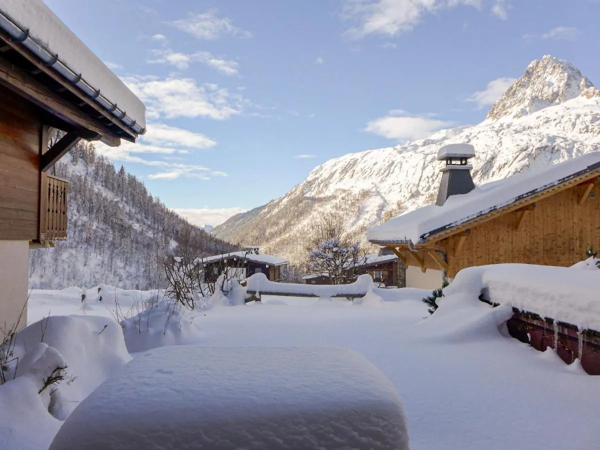 Apartment Le Plan Des Reines By Interhome Chamonix Mont Blanc