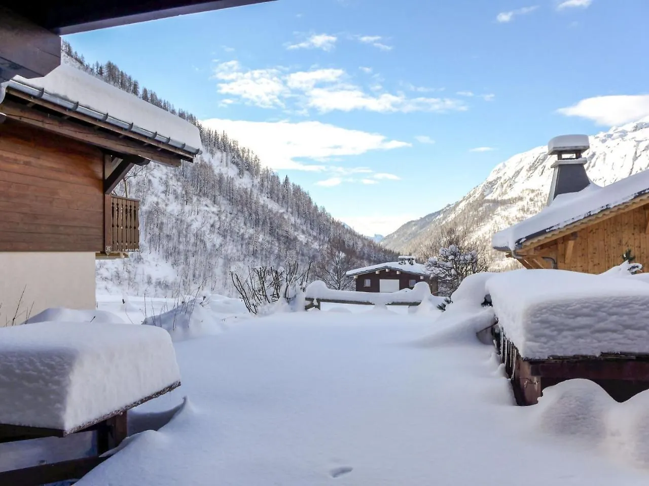 Apartment Le Plan Des Reines By Interhome Chamonix Mont Blanc